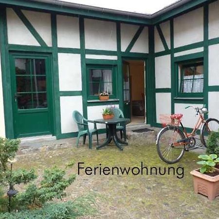 Ferienunterkunft Innenhof Objekt ID 12134 Waren  Exterior foto
